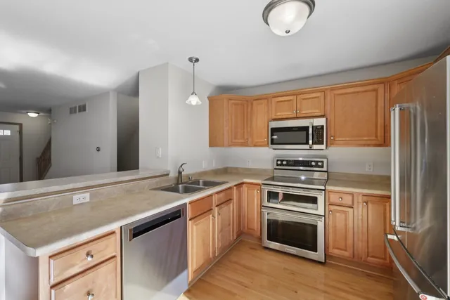 $345,000 | 711 Cricket Lane, Unit 3, Middleton, WI 53562