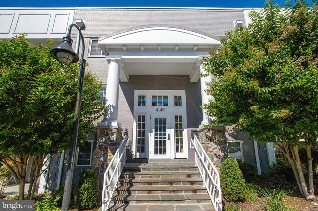 $538,000 | 4149 South Four Mile Run Drive, Unit 103, Arlington, VA 22204