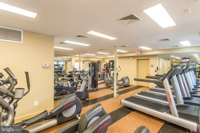 $538,000 | 4149 South Four Mile Run Drive, Unit 103, Arlington, VA 22204