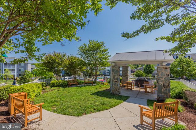 $538,000 | 4149 South Four Mile Run Drive, Unit 103, Arlington, VA 22204