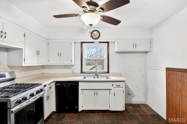 $150,000 | 21 Richard Place, Belleville, IL 62223