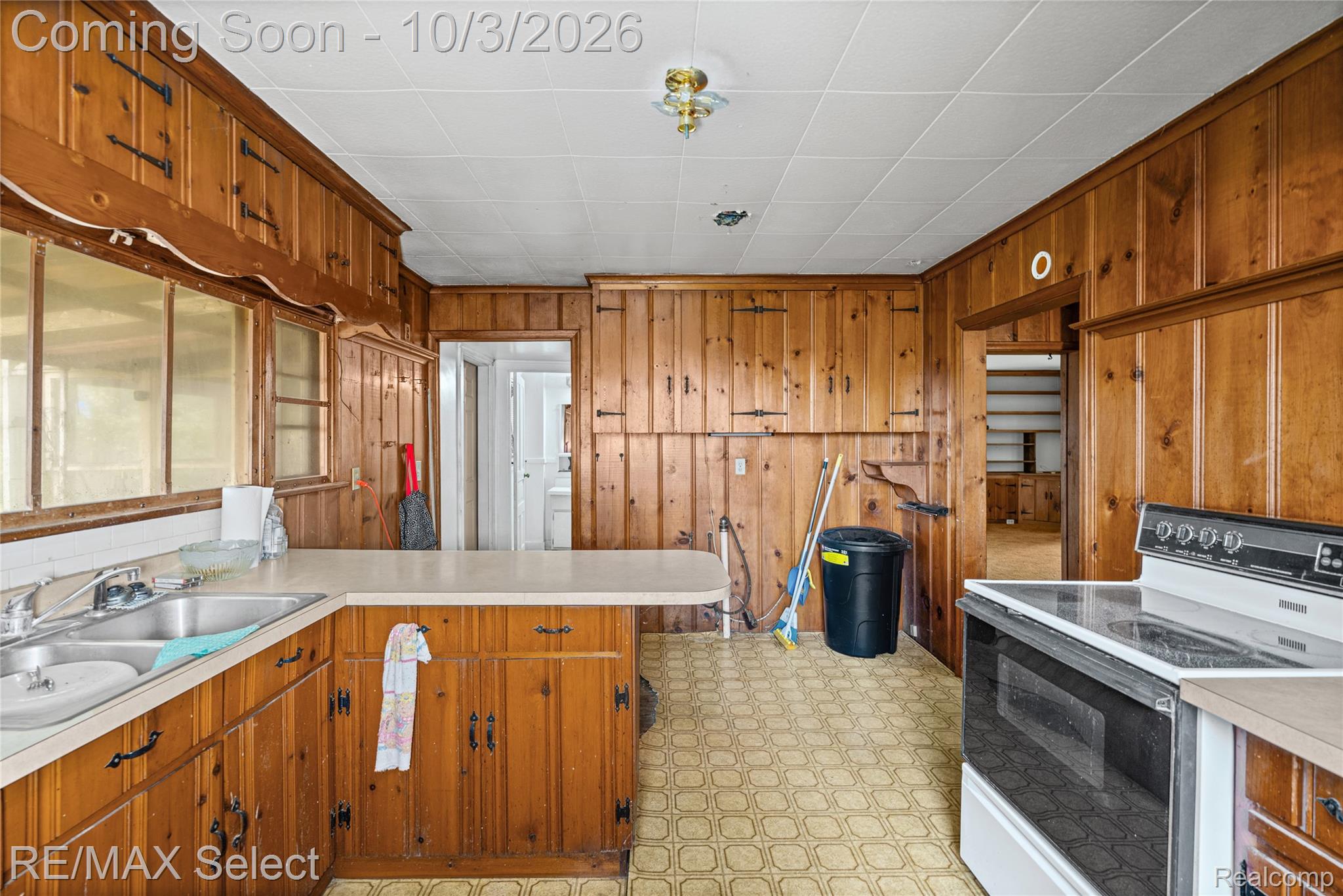 8296 North Center Road Mount Morris, MI 48458 - Photo 15 of 35 8296 N Center Rd 26.jpg