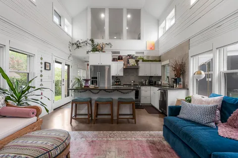 $3,500 | 3005 Bryker Drive, Austin, TX 78703