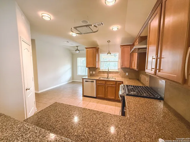 $305,000 | 5423 Southern Oaks, San Antonio, TX 78261