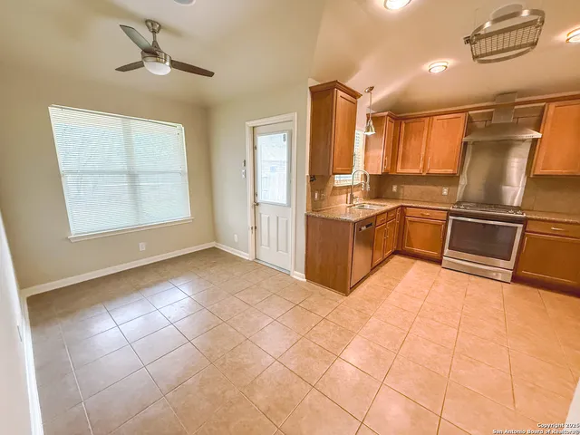 $305,000 | 5423 Southern Oaks, San Antonio, TX 78261