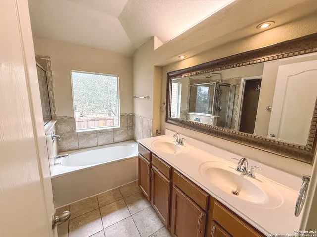 $305,000 | 5423 Southern Oaks, San Antonio, TX 78261