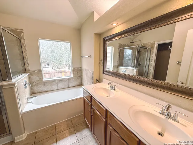 $305,000 | 5423 Southern Oaks, San Antonio, TX 78261