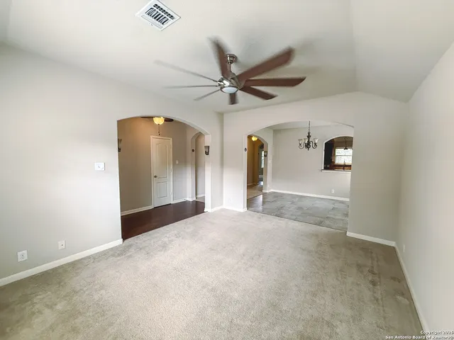 $305,000 | 5423 Southern Oaks, San Antonio, TX 78261