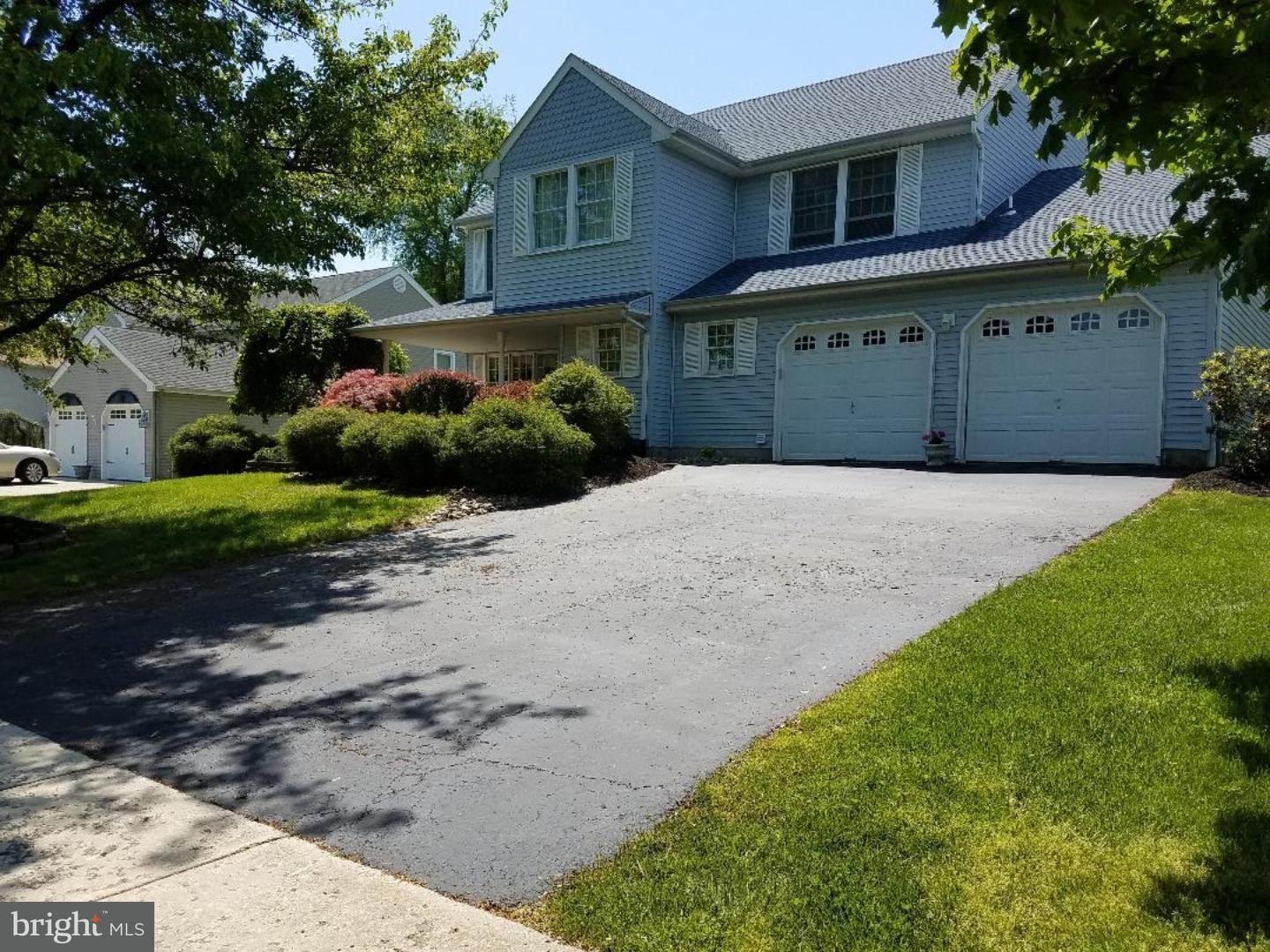 741 Cliff Road Bensalem, PA 19020 - Photo 1 of 17 Exterior Front