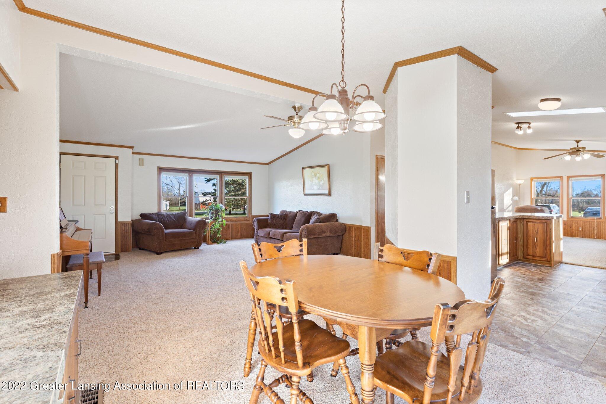 12275 West State Road Grand Ledge, MI 48837 - Photo 14 of 27 19-web-or-mls-12275-w-state-rd