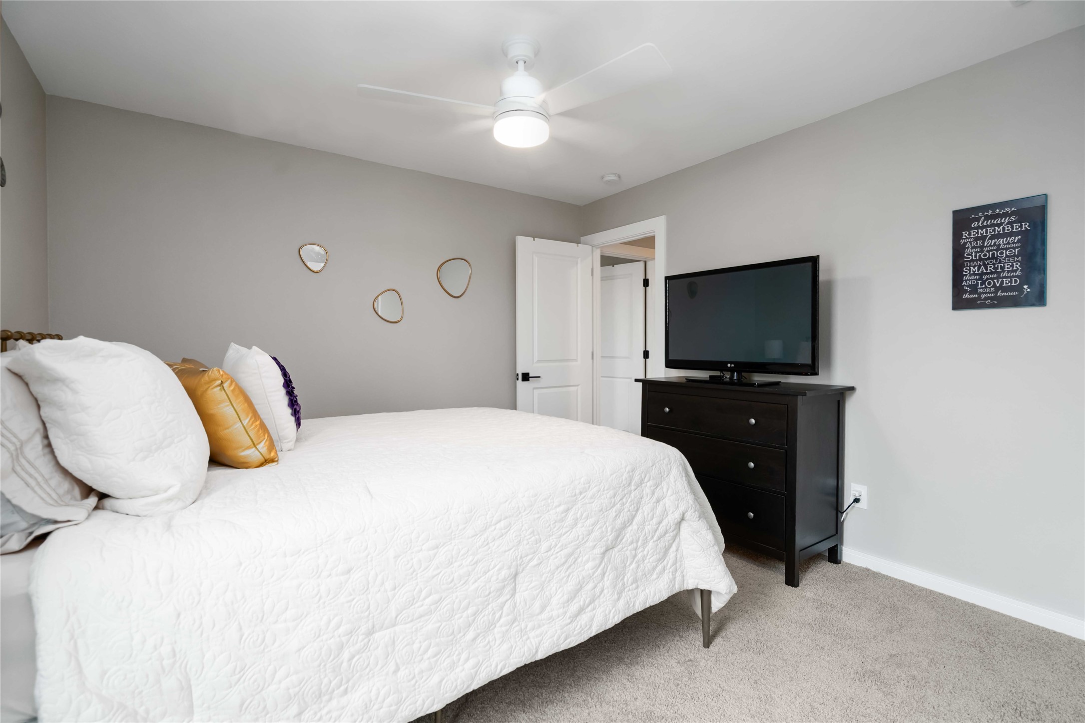 8414 Bay Rdg Circle Baytown, TX 77523 - Photo 21 of 35 a bedroom with a bed and a tv