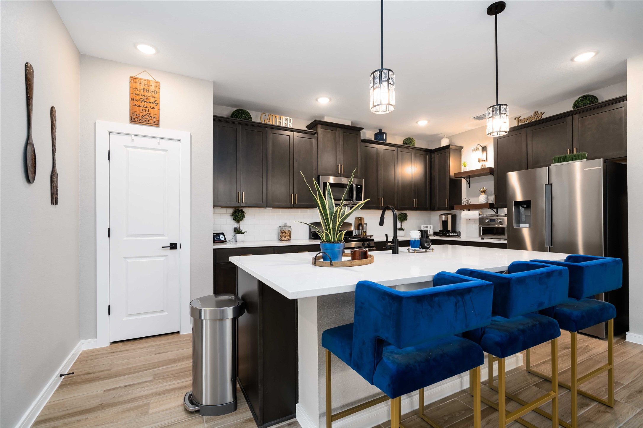 8414 Bay Rdg Circle Baytown, TX 77523 - Photo 8 of 35 a large kitchen with a table and chairs