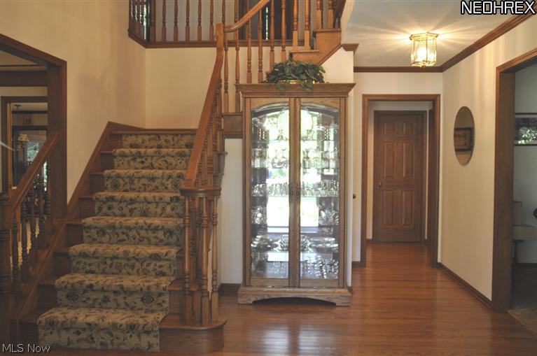 801 Hanover Road Gates Mills, OH 44040 - Photo 5 of 22 Gallery Image 5
