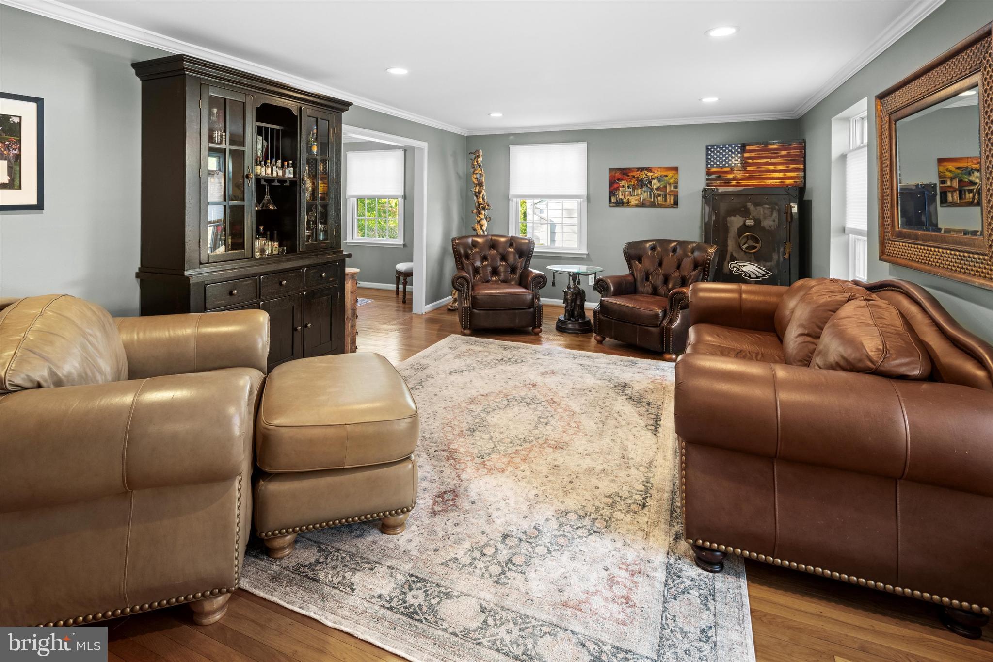 528 Ellis Road Havertown, PA 19083 - Photo 5 of 29
