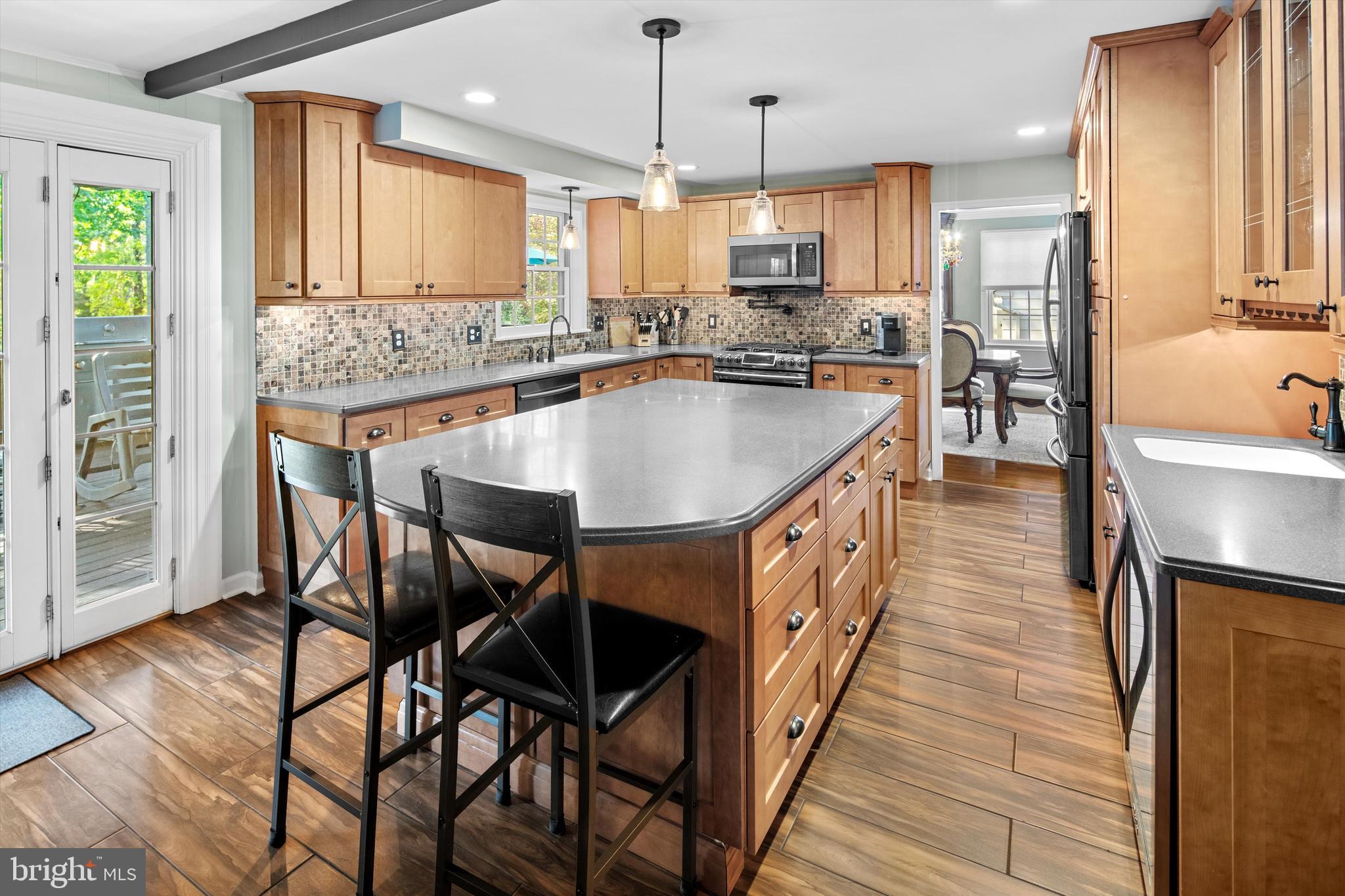 528 Ellis Road Havertown, PA 19083 - Photo 8 of 29