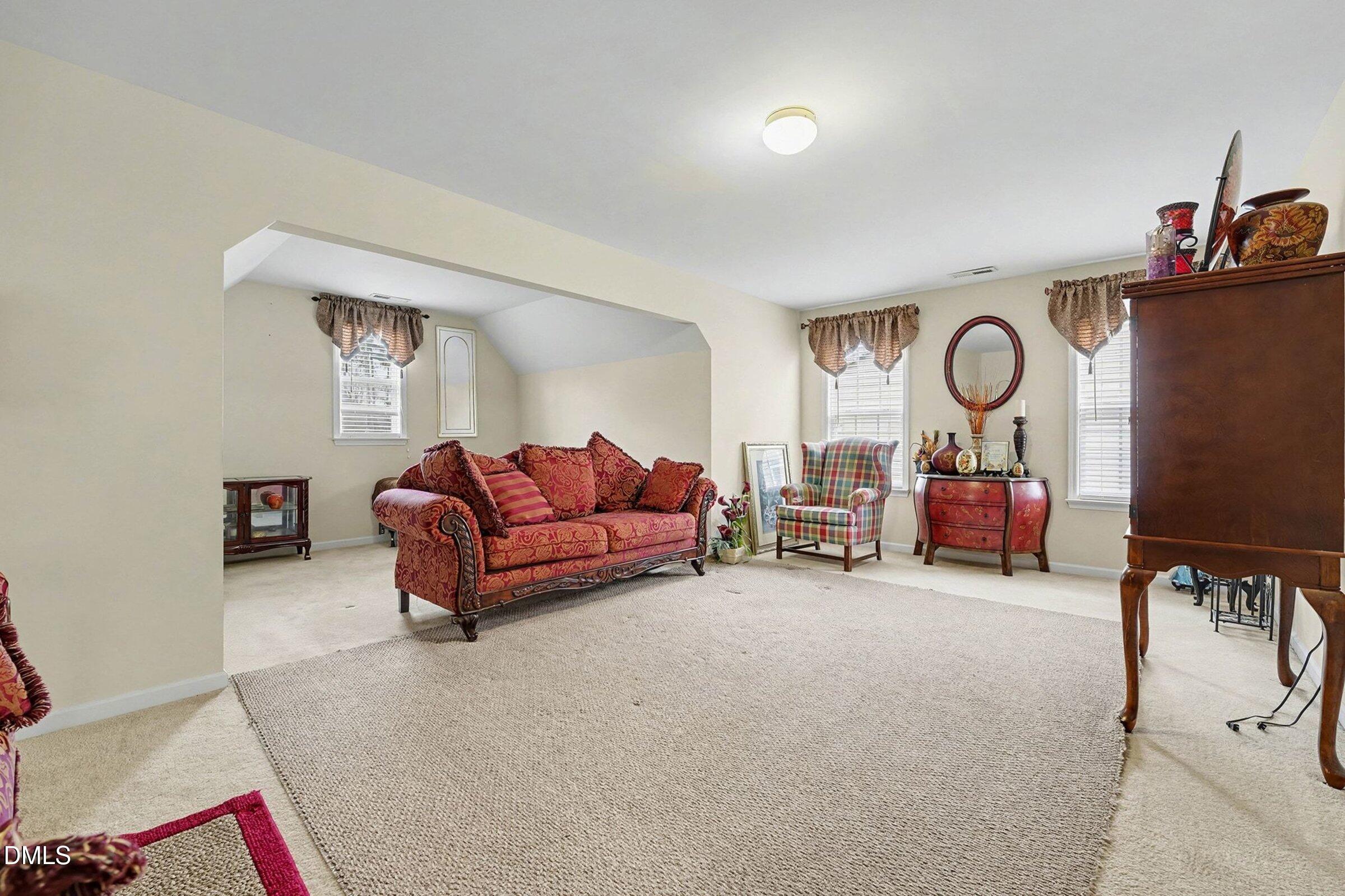 504 Thistlegate Trail Raleigh, NC 27610 - Photo 20 of 38 020_jam04999_187