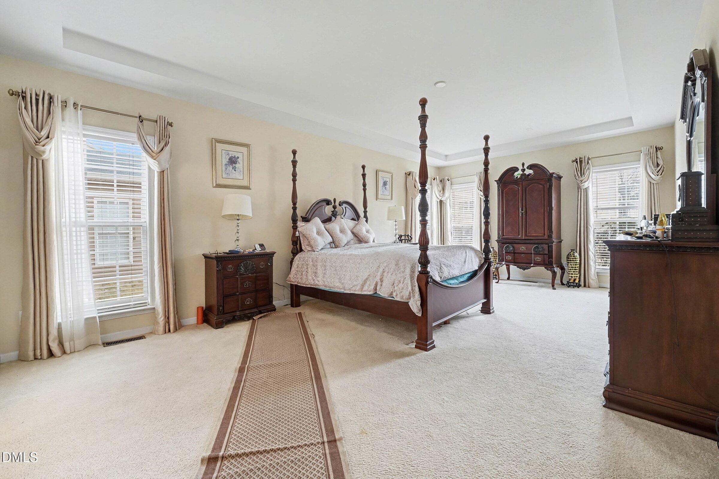 504 Thistlegate Trail Raleigh, NC 27610 - Photo 22 of 38 022_jam05054_297