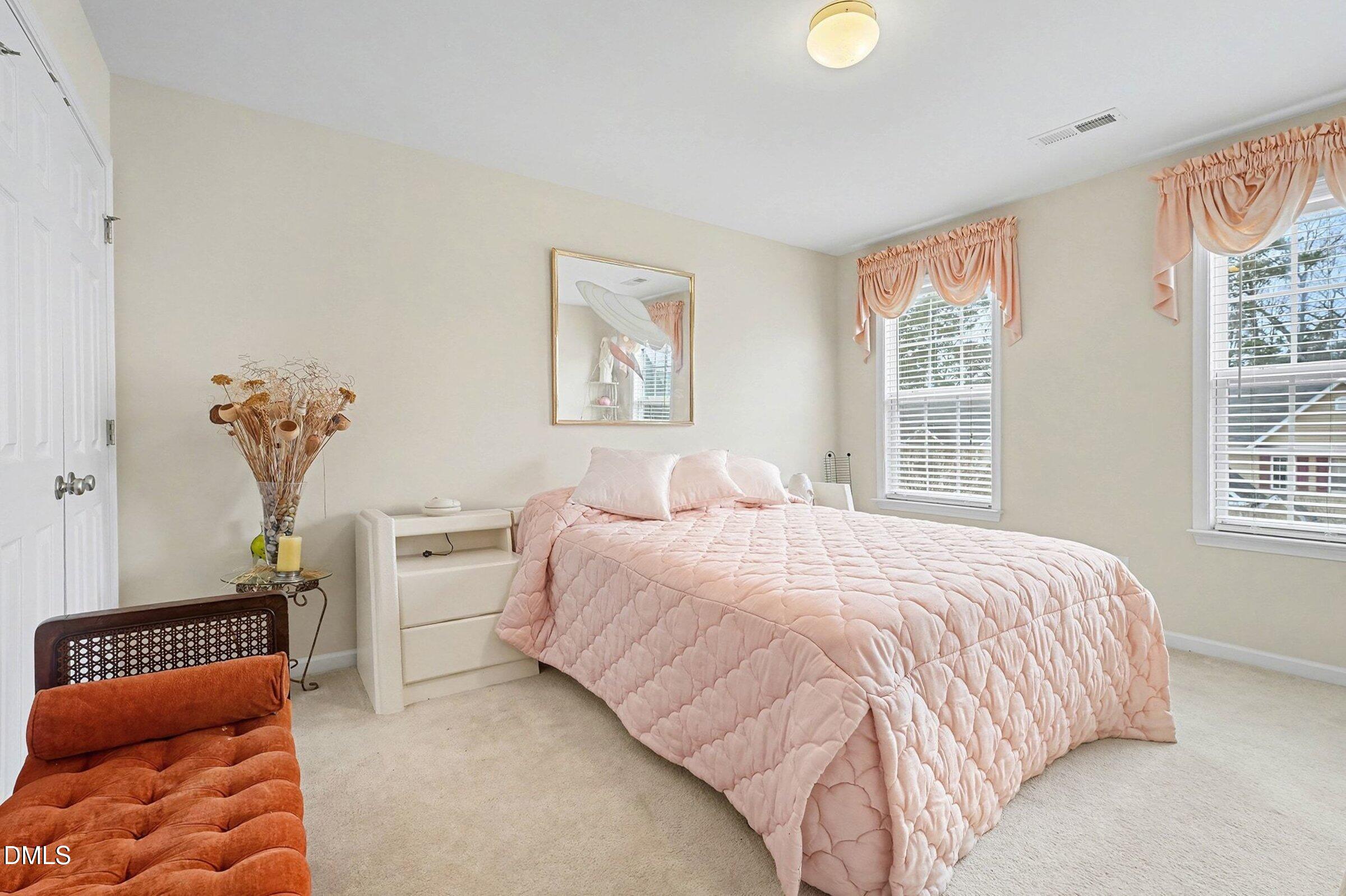 504 Thistlegate Trail Raleigh, NC 27610 - Photo 27 of 38 027_jam04989_402