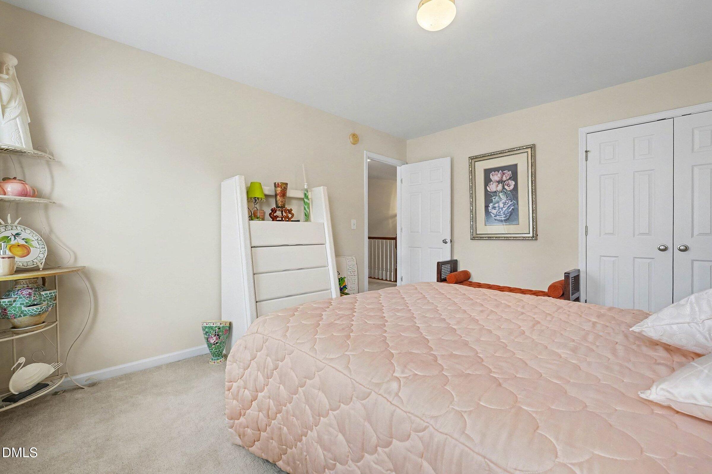 504 Thistlegate Trail Raleigh, NC 27610 - Photo 28 of 38 028_jam04994_926