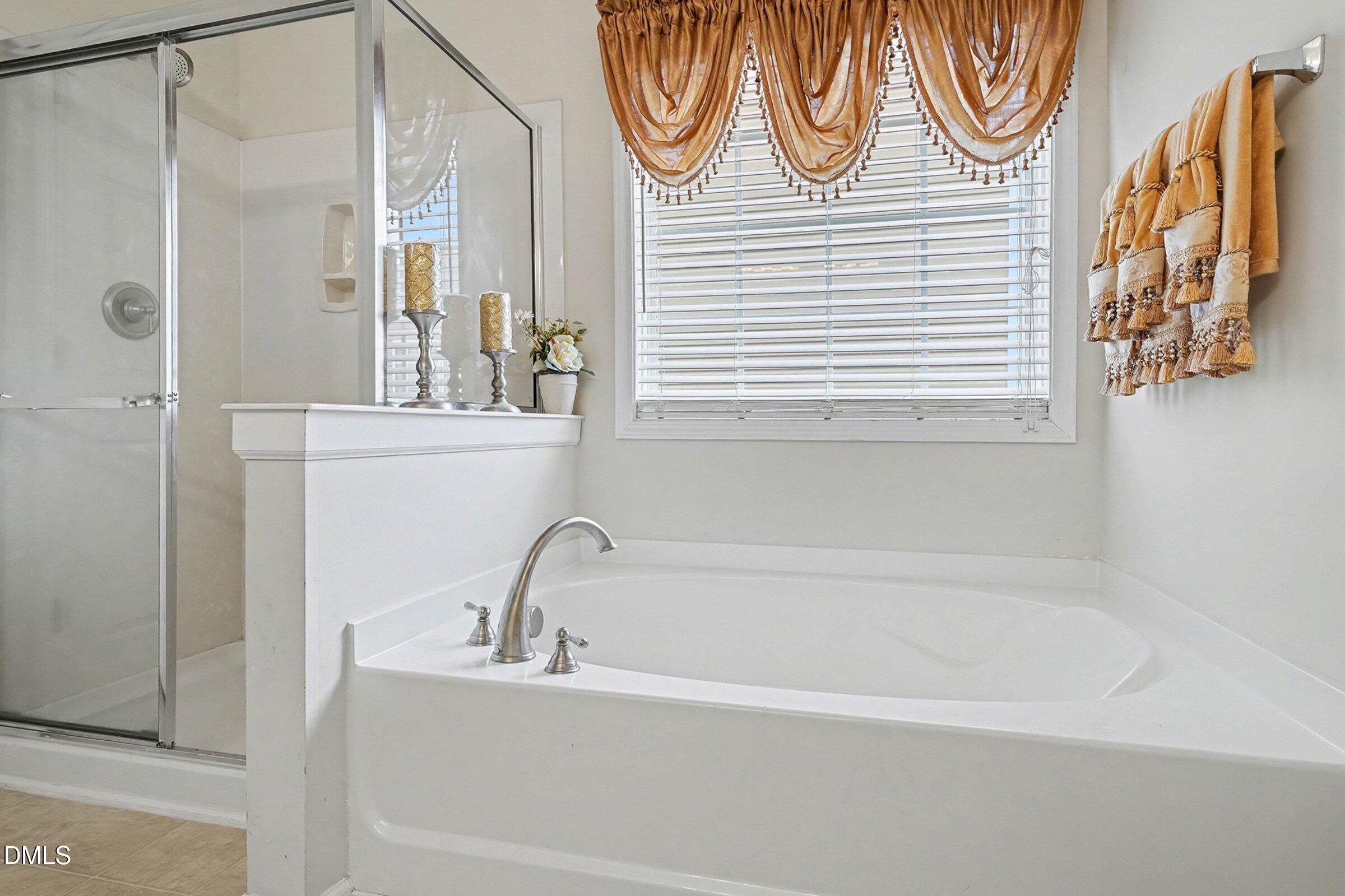 504 Thistlegate Trail Raleigh, NC 27610 - Photo 33 of 38 033_jam05073_447