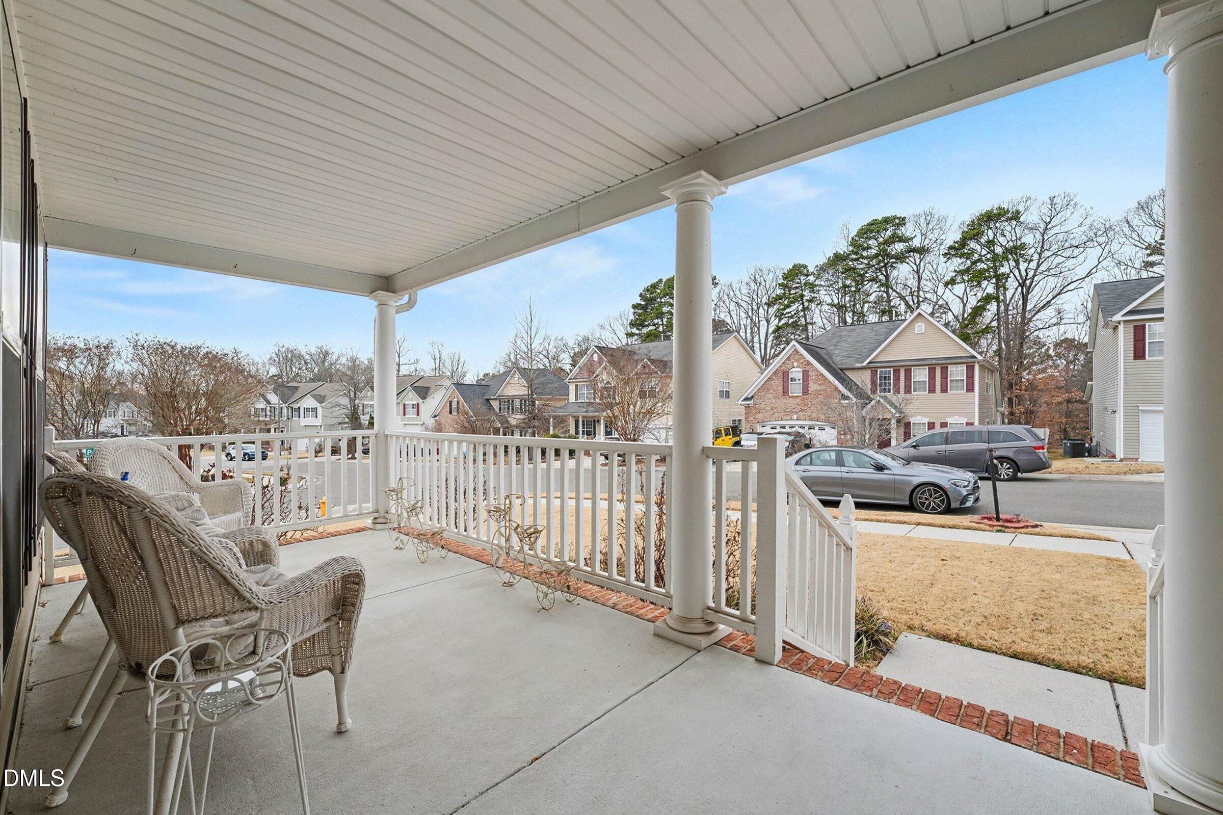 504 Thistlegate Trail Raleigh, NC 27610 - Photo 6 of 38 006_jam05120_606