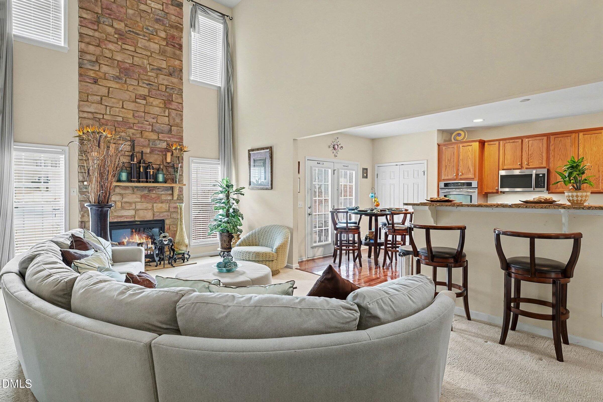 504 Thistlegate Trail Raleigh, NC 27610 - Photo 8 of 38 008_jam05079_457