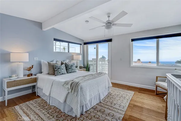 $2,850,000 | 320 31st Street, Manhattan Beach, CA 90266