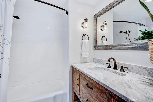 $2,850,000 | 320 31st Street, Manhattan Beach, CA 90266