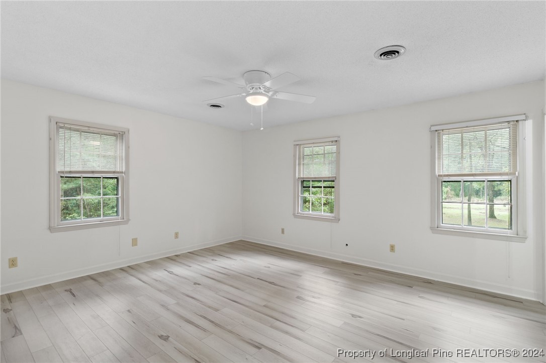 1833 Dunn Road Fayetteville, NC 28312 - Photo 23 of 38 Gallery Image 23