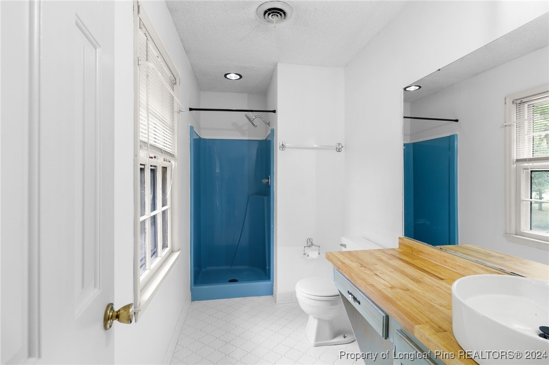 1833 Dunn Road Fayetteville, NC 28312 - Photo 31 of 38 Gallery Image 31