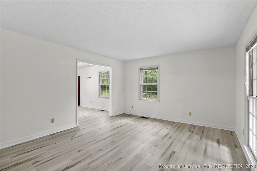 1833 Dunn Road Fayetteville, NC 28312 - Photo 10 of 38 Gallery Image 10