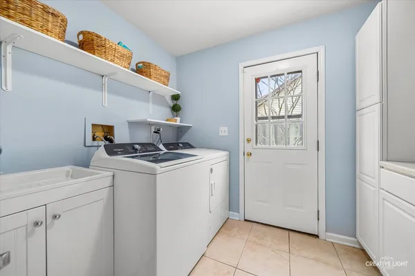$825,000 | 292 Winding Creek Drive, Naperville, IL 60565