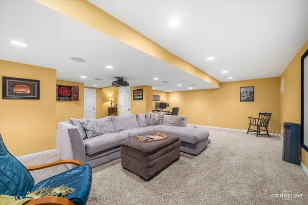 $825,000 | 292 Winding Creek Drive, Naperville, IL 60565