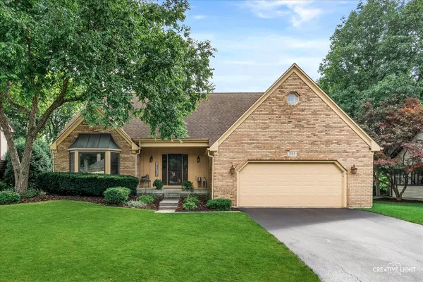 $825,000 | 292 Winding Creek Drive, Naperville, IL 60565