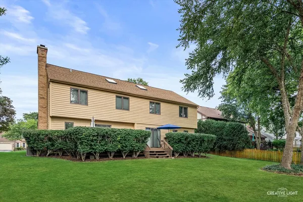 $825,000 | 292 Winding Creek Drive, Naperville, IL 60565