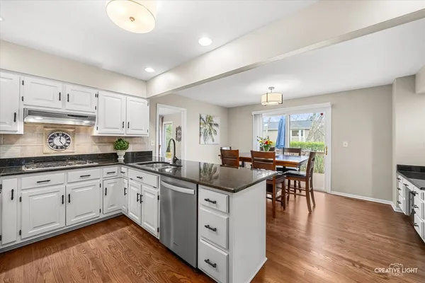 $825,000 | 292 Winding Creek Drive, Naperville, IL 60565