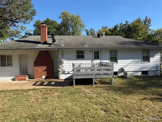 $209,900 | 3217 Krem Avenue, St. Ann, MO 63074