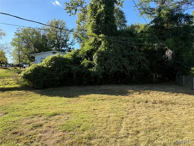 $209,900 | 3217 Krem Avenue, St. Ann, MO 63074