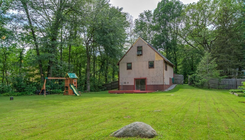 432 Chestnut Hill Road Millville, MA 01529 - Photo 15 of 16 Gallery Image 15