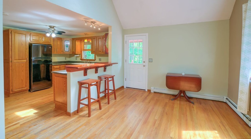 432 Chestnut Hill Road Millville, MA 01529 - Photo 4 of 16 Gallery Image 4