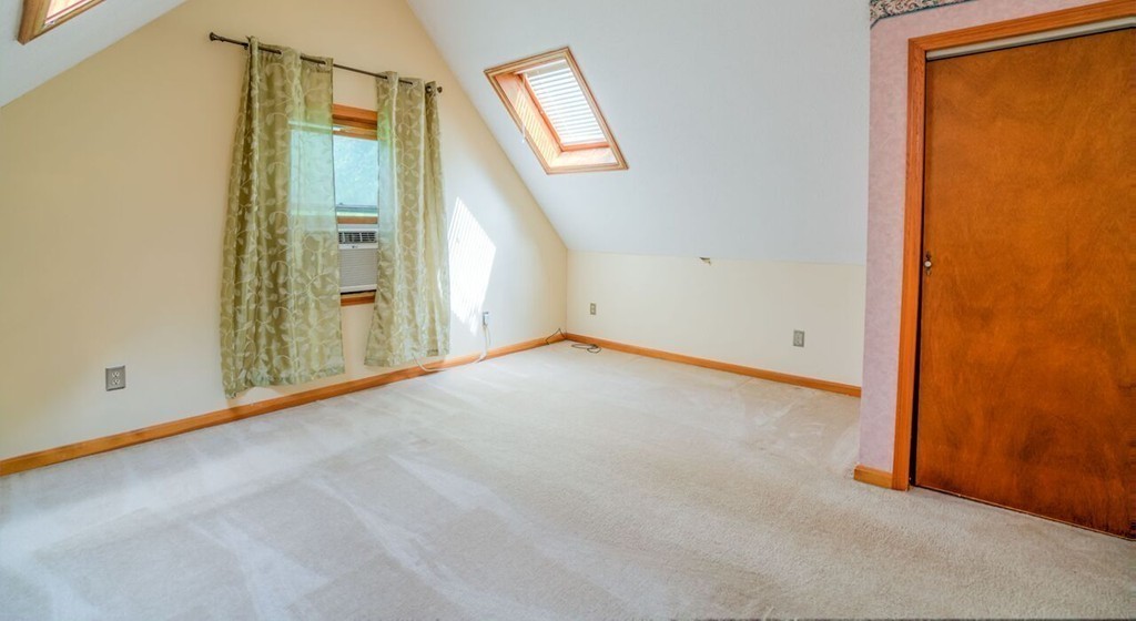 432 Chestnut Hill Road Millville, MA 01529 - Photo 10 of 16 Gallery Image 10