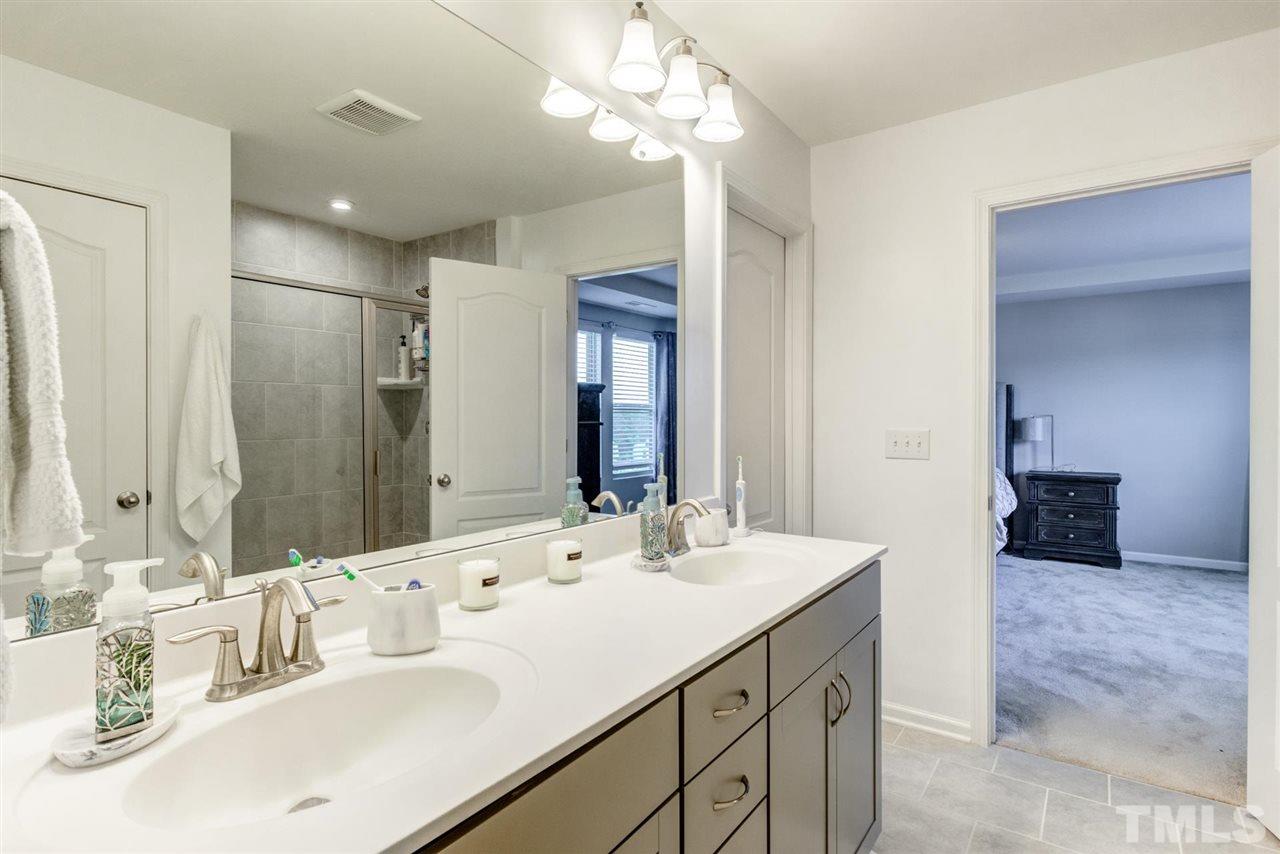 918 Lippincott Road Durham, NC 27703 - Photo 14 of 30 Gallery Image 14