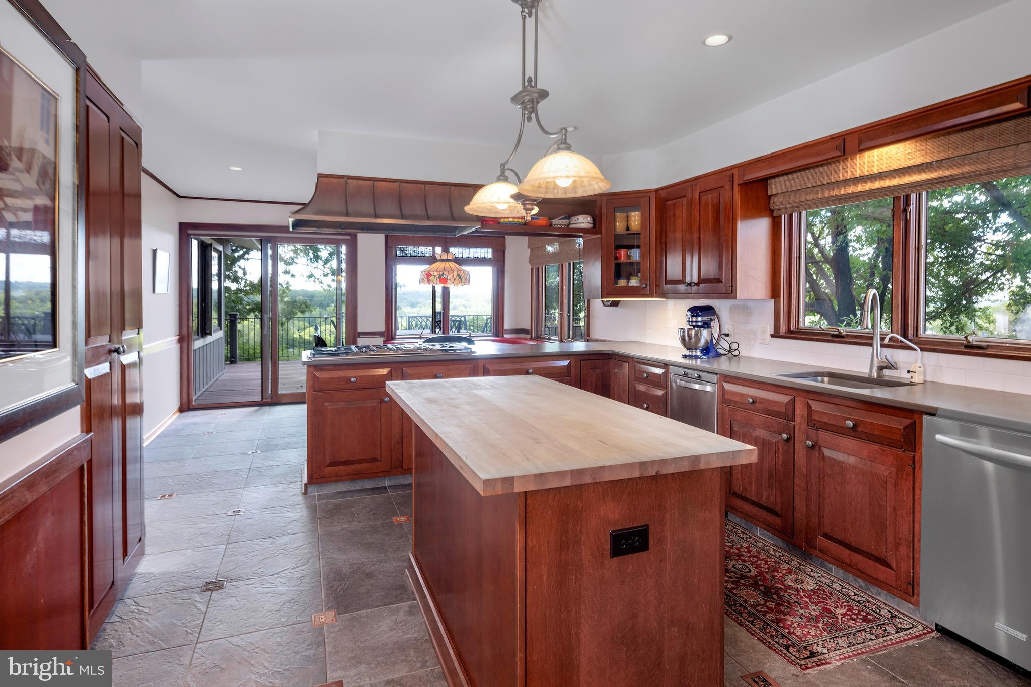 14 Hunter Road Lambertville, NJ 08530 - Photo 12 of 41