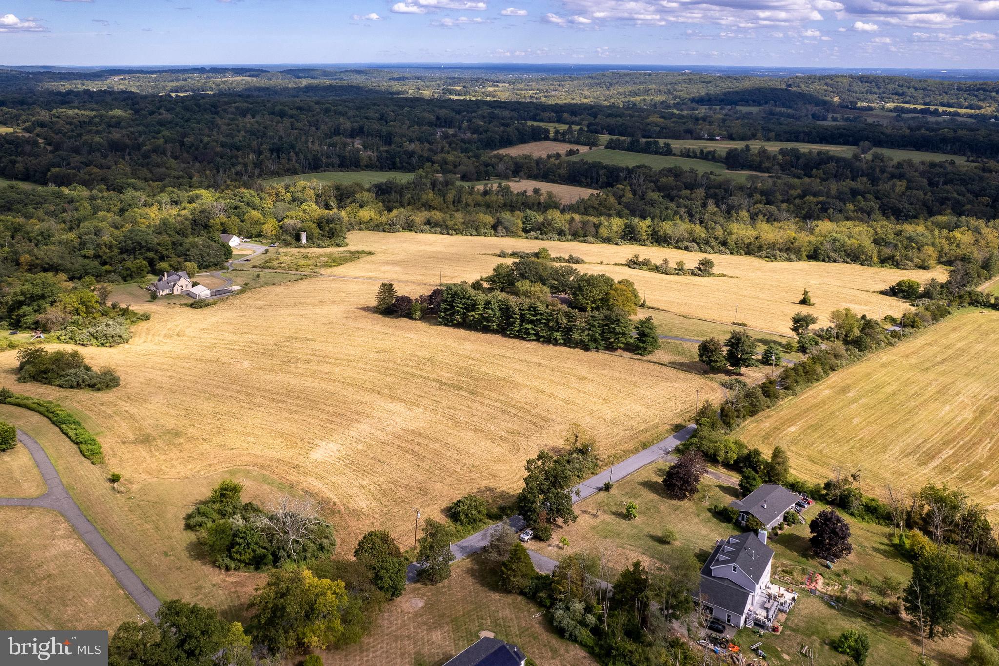 14 Hunter Road Lambertville, NJ 08530 - Photo 41 of 41 a view of an ocean and city