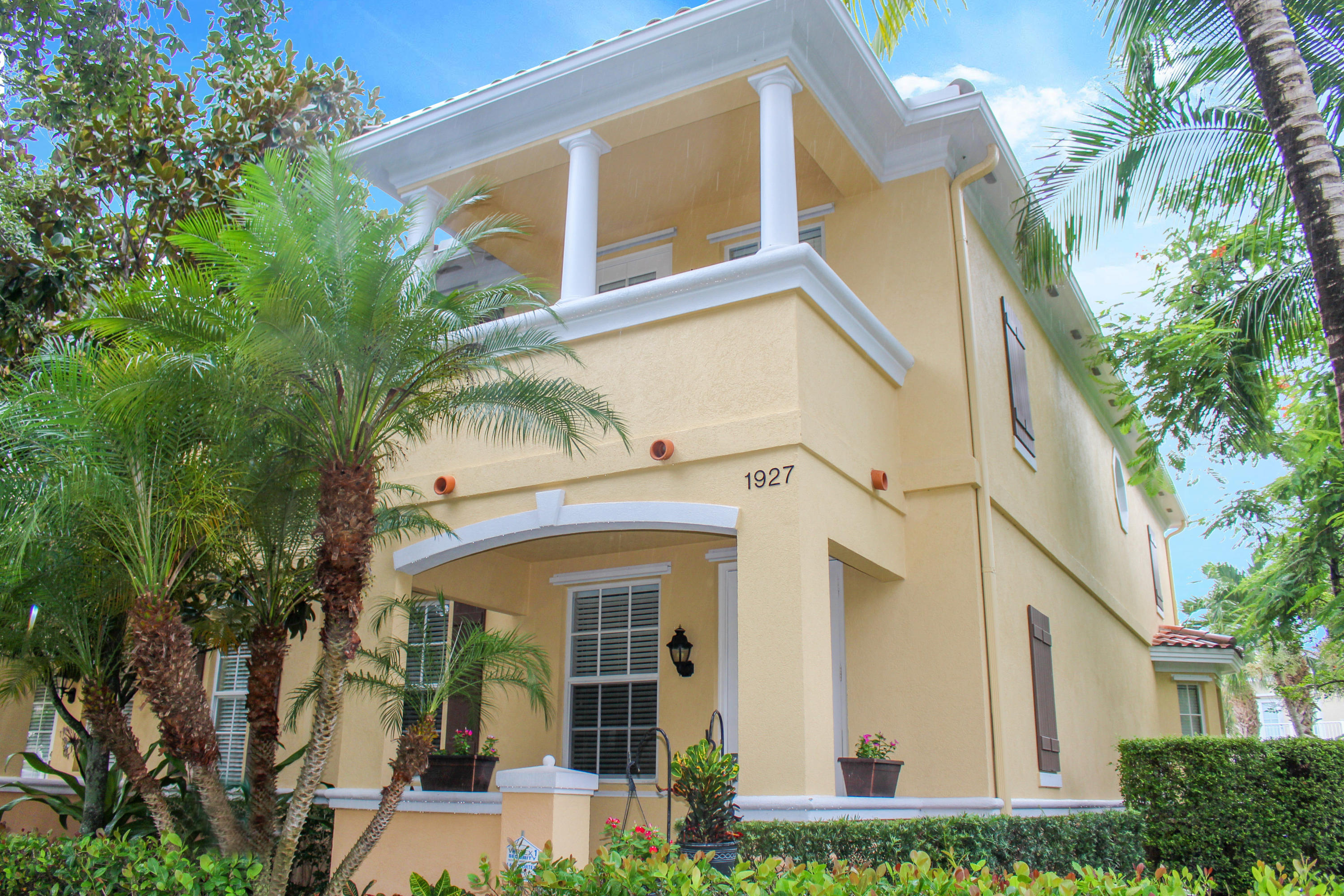 1927 Frederick Small Road Jupiter, FL 33458 - Photo 2 of 42 Abacoa Corner Unit