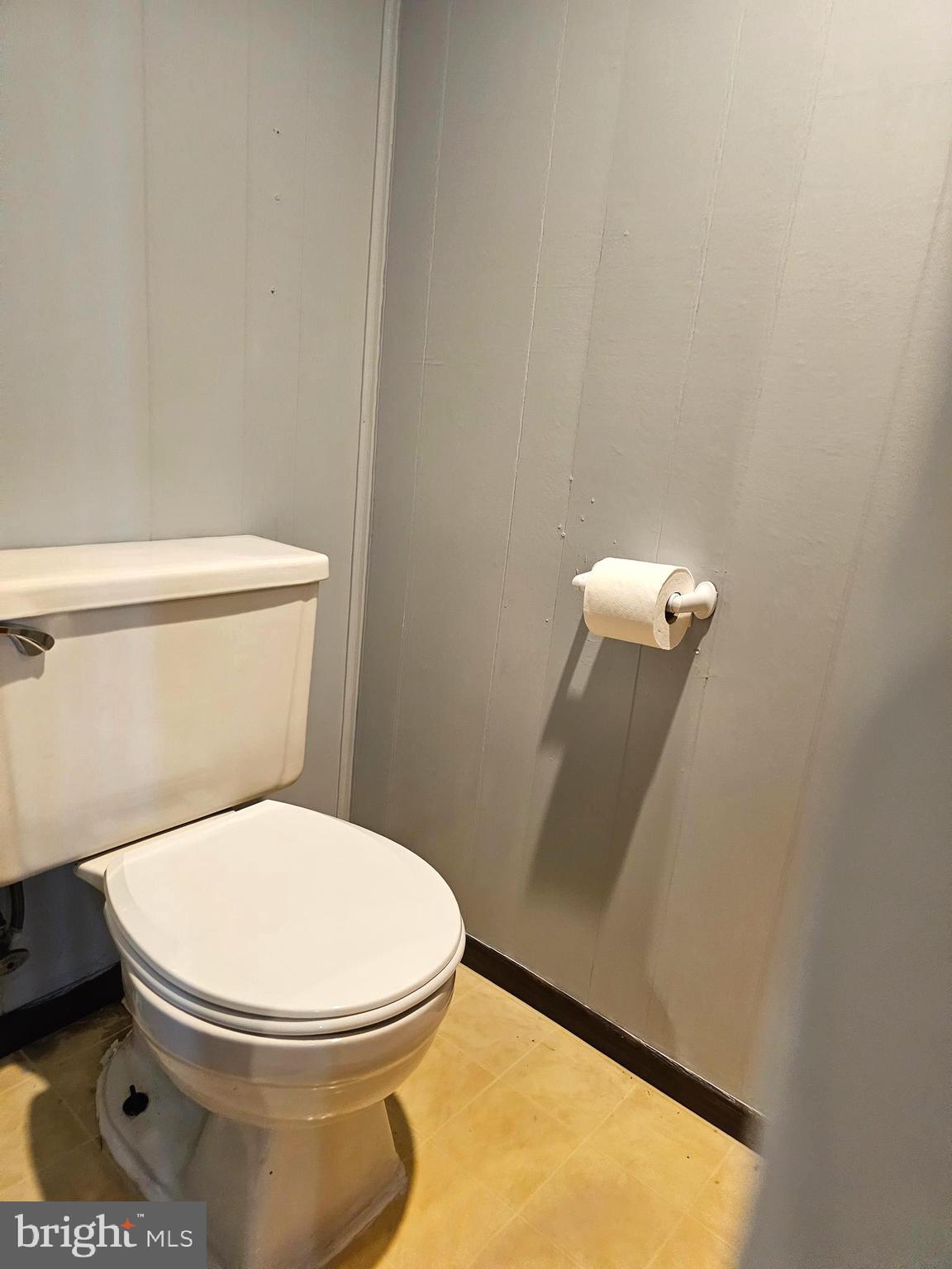 950 Grant Road Folcroft, PA 19032 - Photo 37 of 40 Half Bath in Basement