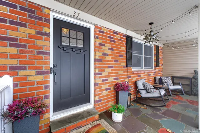 $750,000 | 37 Hilda Drive, Mahopac, NY 10541