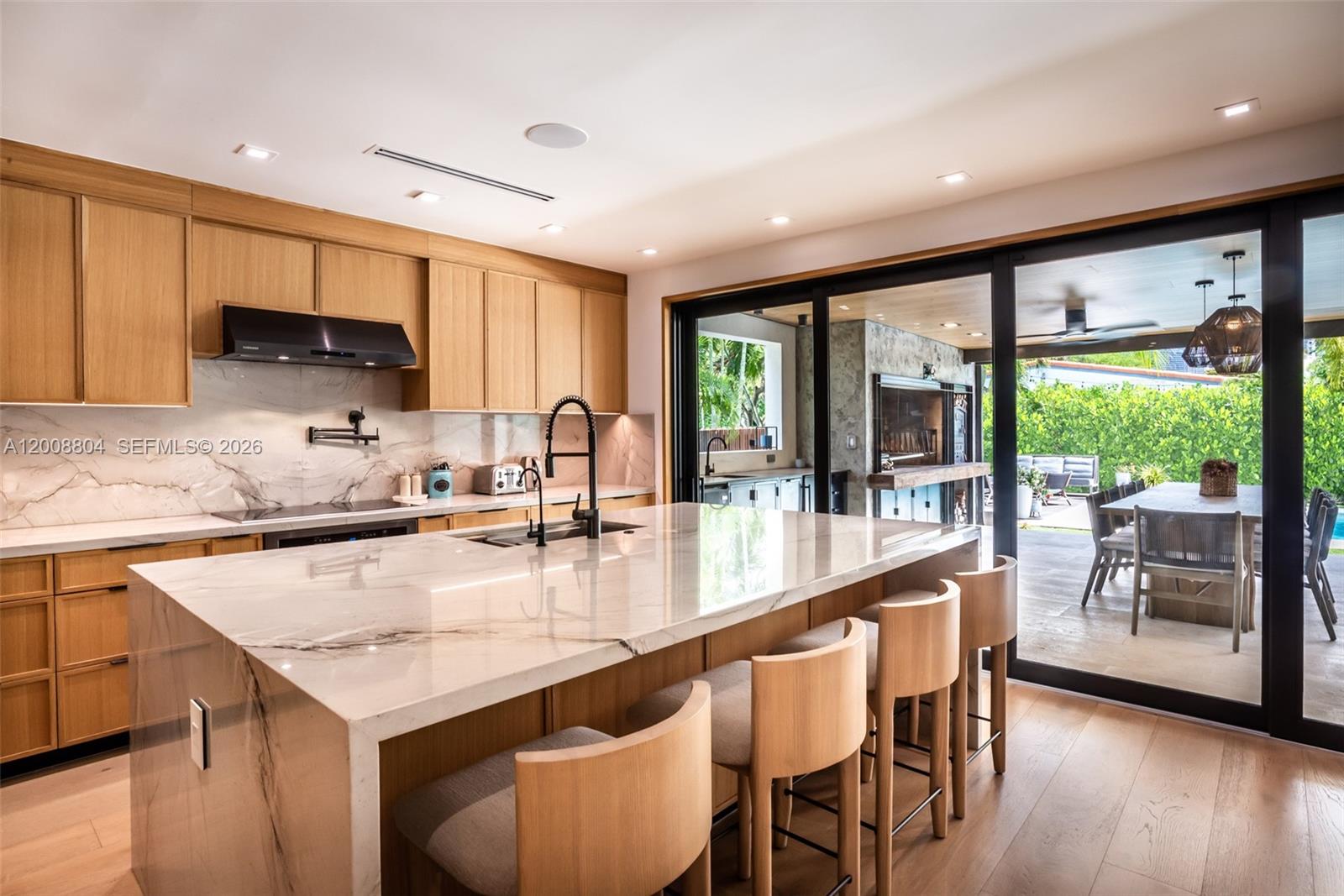 115 Southwest 23rd Road Miami, FL 33129 - Photo 17 of 46