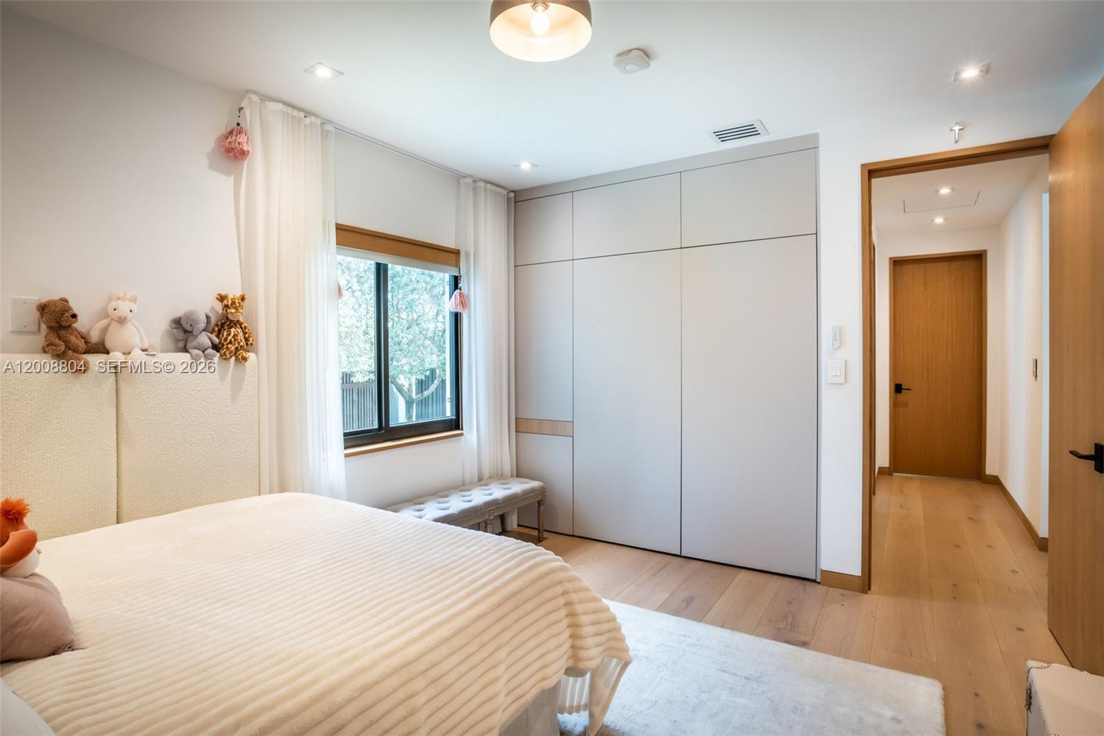 115 Southwest 23rd Road Miami, FL 33129 - Photo 24 of 46