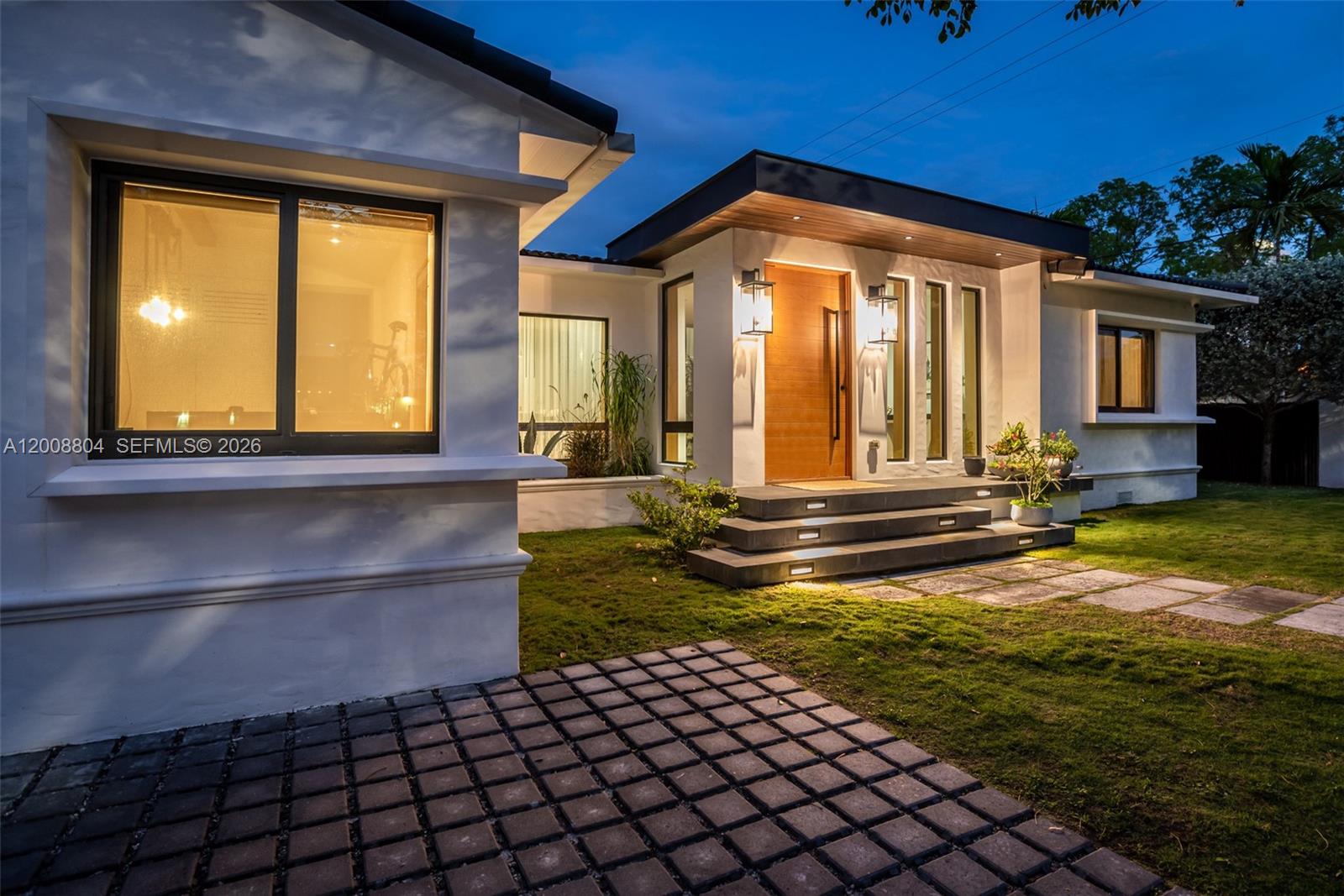 115 Southwest 23rd Road Miami, FL 33129 - Photo 6 of 46